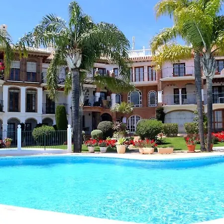 Feriehus Casa Feliz - Mijas Golf, Private Pool, 3 Bedroom 3 Bathrooms Ensuite *